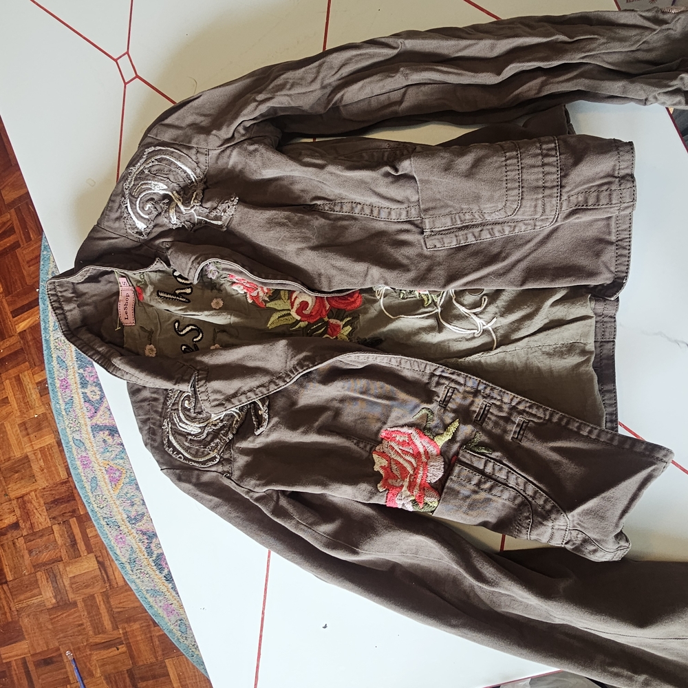 Embroidered Brown Jacket with Floral Design